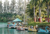 Daman lake garden